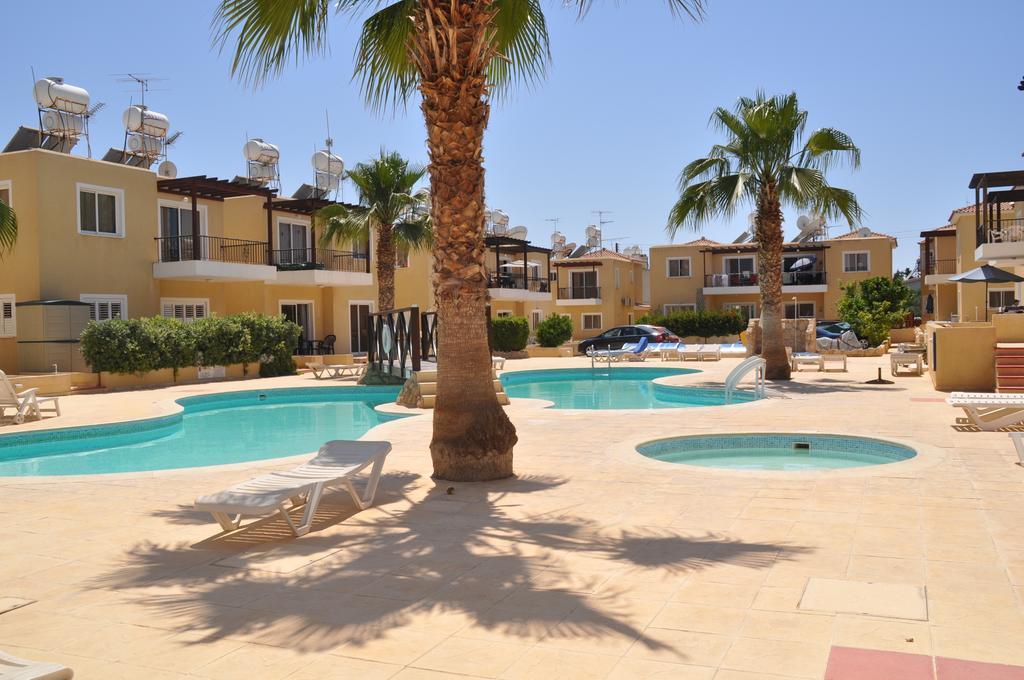 Sirena Sunrise, Apartment 4 Pafos Dış mekan fotoğraf
