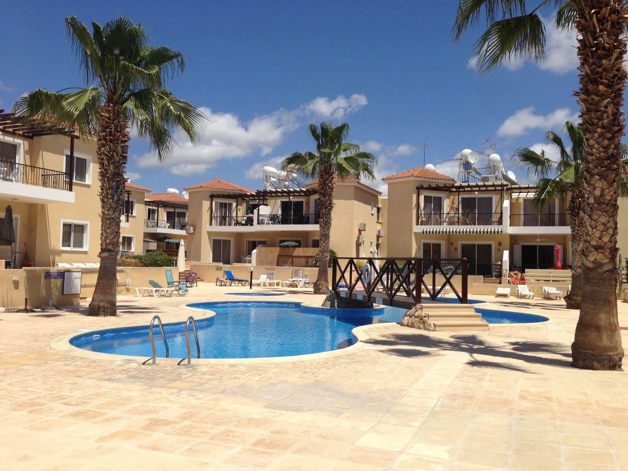 Sirena Sunrise, Apartment 4 Pafos Dış mekan fotoğraf