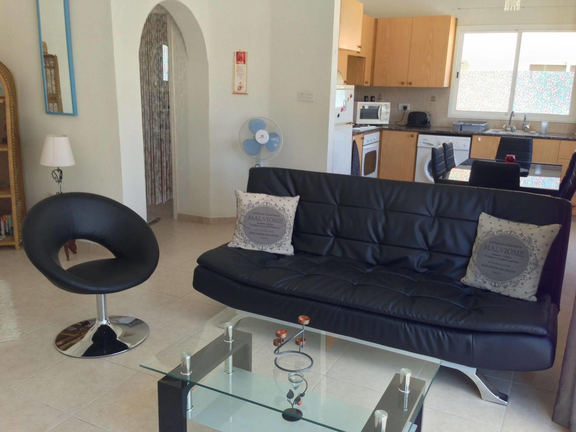 Sirena Sunrise, Apartment 4 Pafos Dış mekan fotoğraf