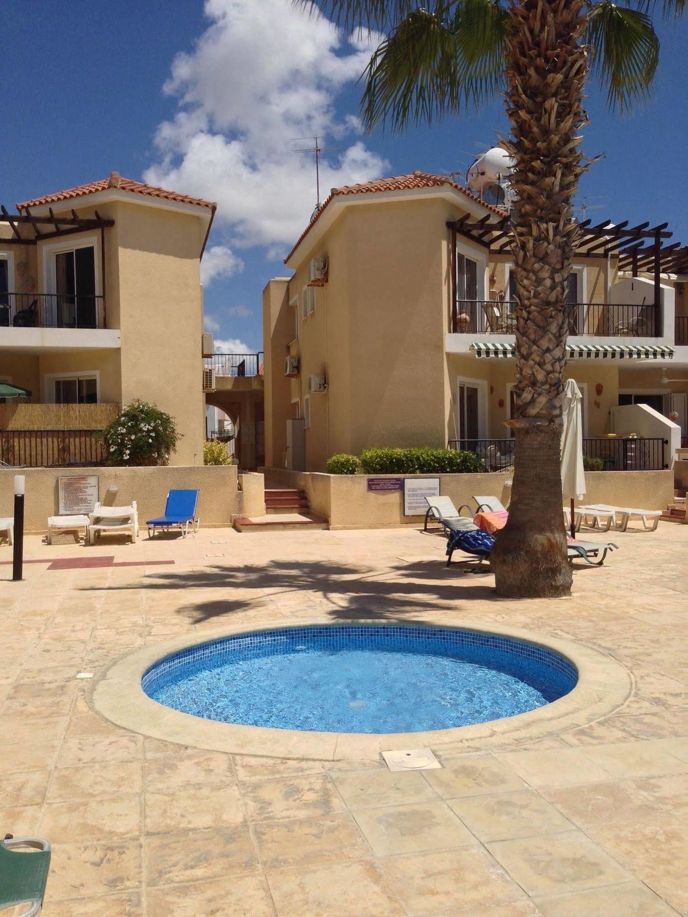 Sirena Sunrise, Apartment 4 Pafos Dış mekan fotoğraf