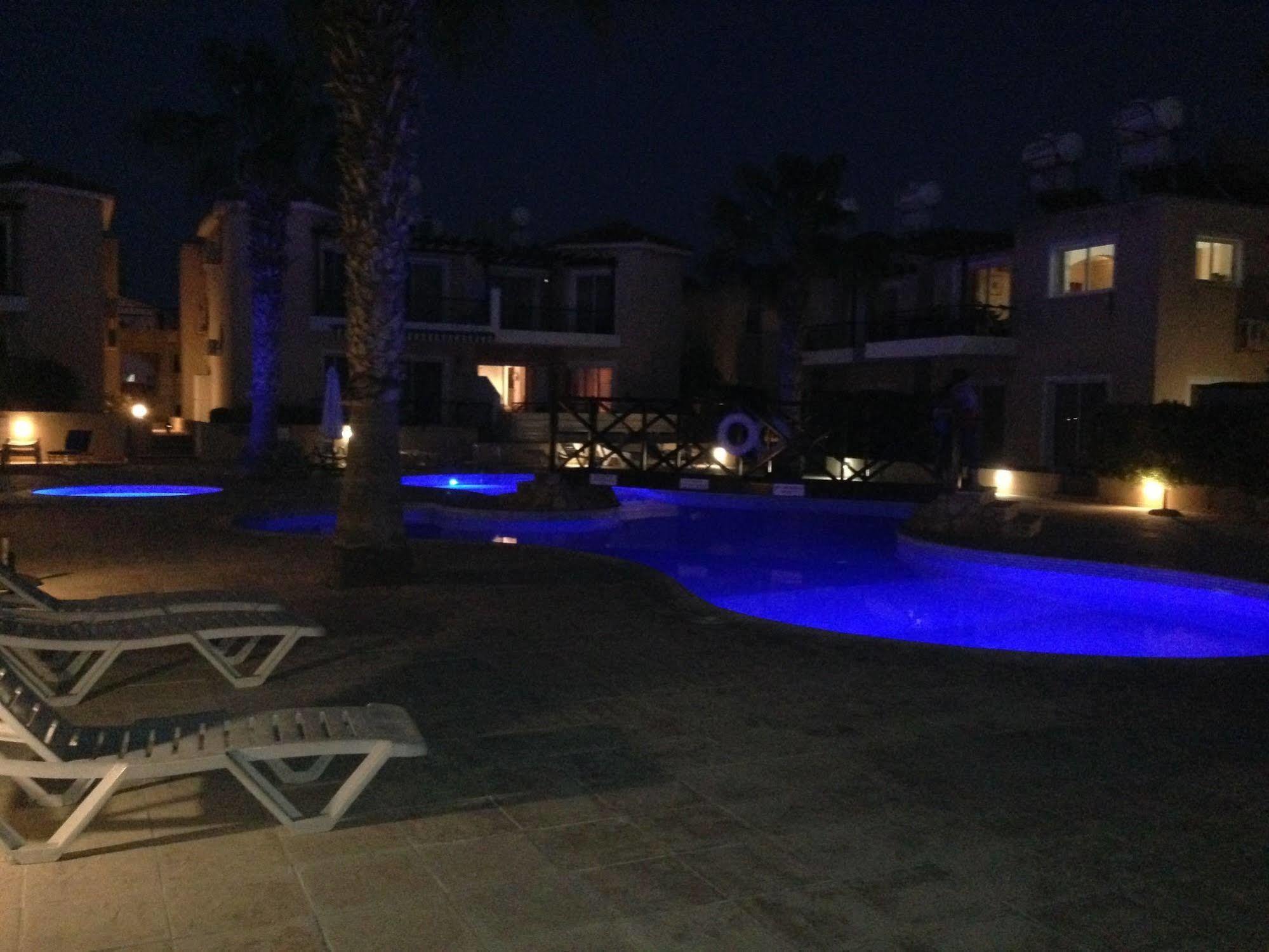 Sirena Sunrise, Apartment 4 Pafos Dış mekan fotoğraf