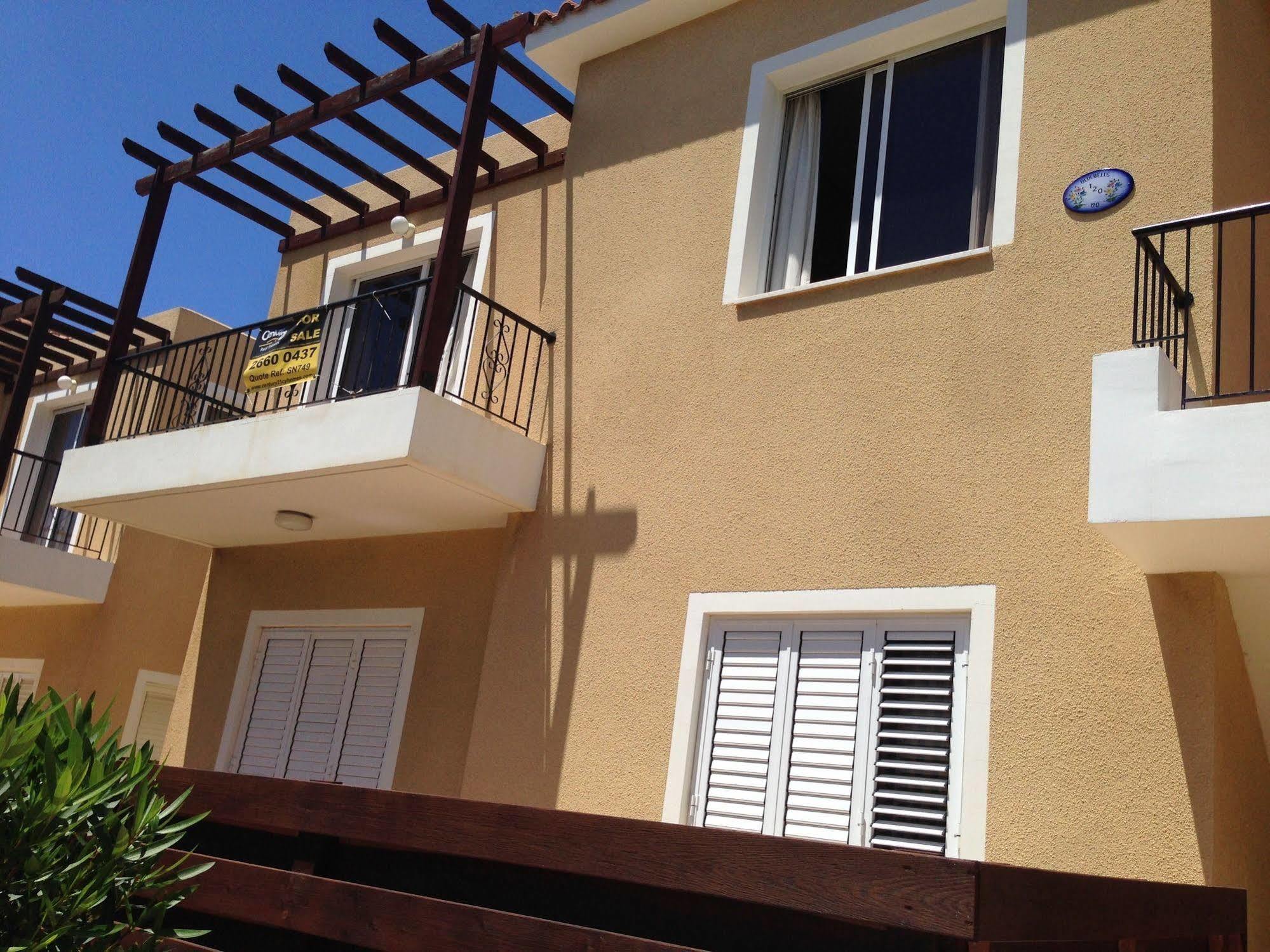 Sirena Sunrise, Apartment 4 Pafos Dış mekan fotoğraf