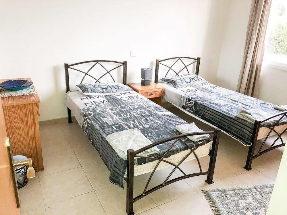 Sirena Sunrise, Apartment 4 Pafos Dış mekan fotoğraf